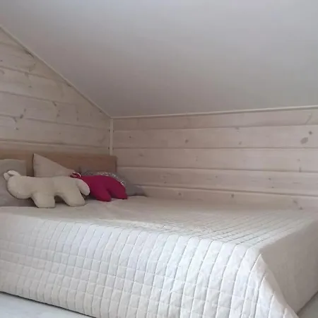 Villa Omakotitalo Vierumaeellae X A House Near Vierumaeki Sports Center